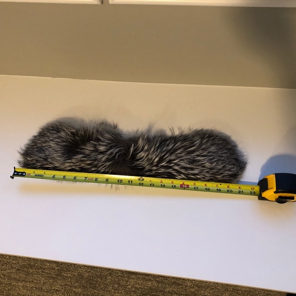 Marlowe fur wrap - Picture 5 of 5